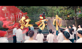 红方巾